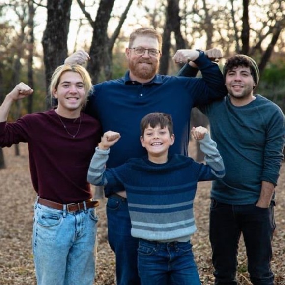 Meet your Posher, Nubia - Picture 1 of 1